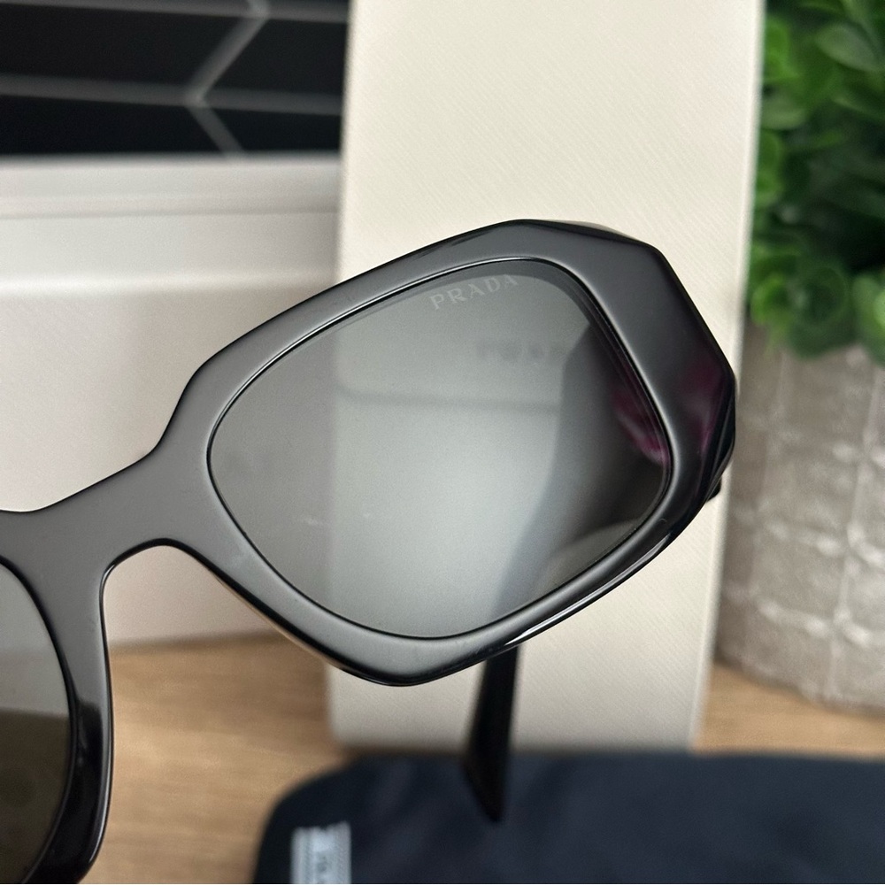 Prada PR 17 WSF Sunglasses - Picture 9 of 12